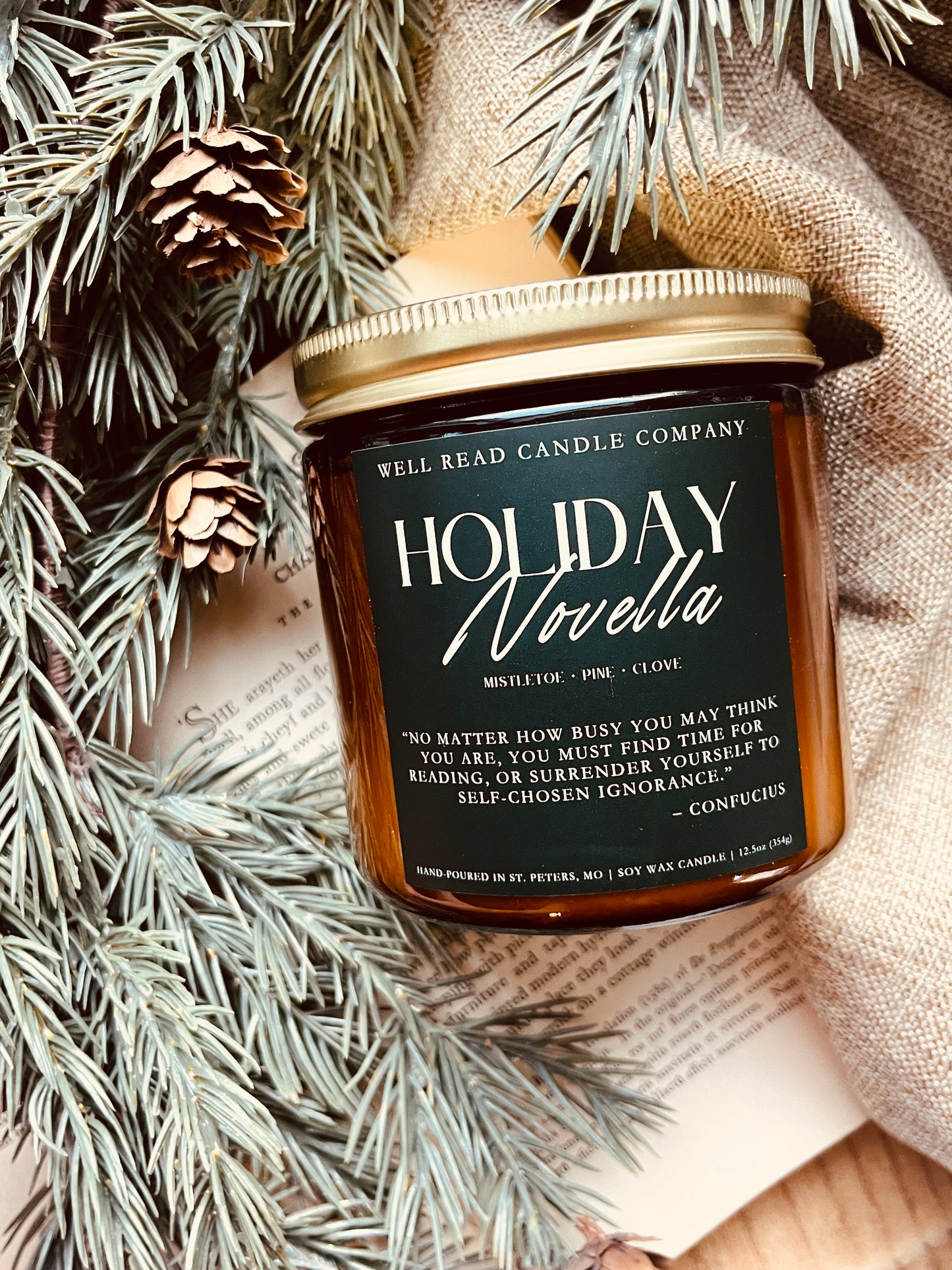 Holiday Novella Candle