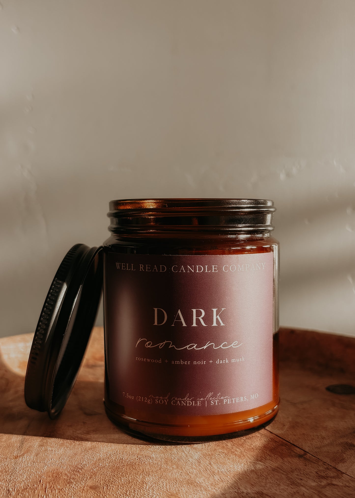 rosewood amber noir candle