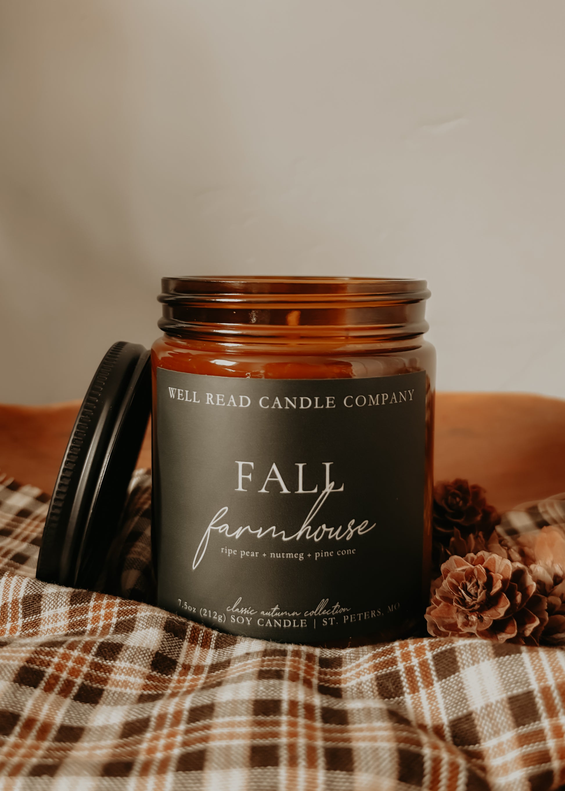 bookish candle spiced pear