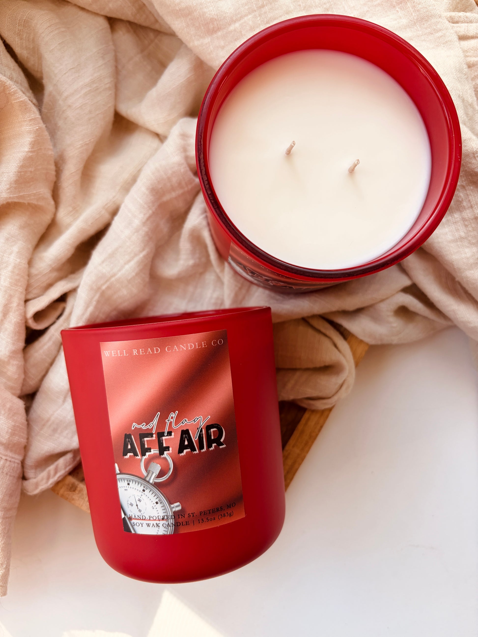 f1 romance candle red cedar amber