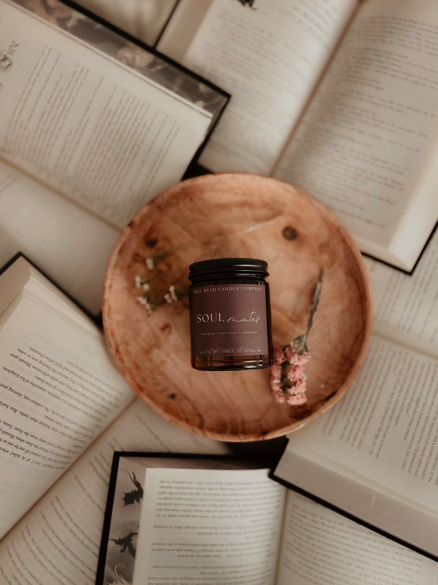 valentines day gift candle book lover